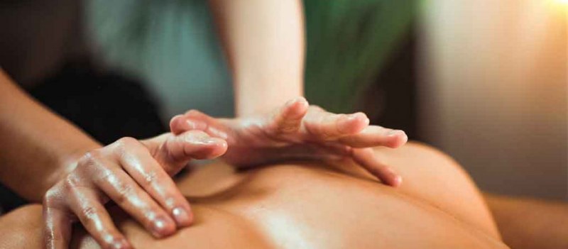 Massaggio Ayurvedico: Il Trattamento Olistico per il Benessere Psicofisico